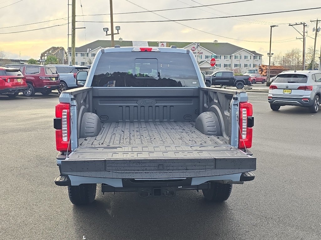 2026 Ford Super Duty LARIAT