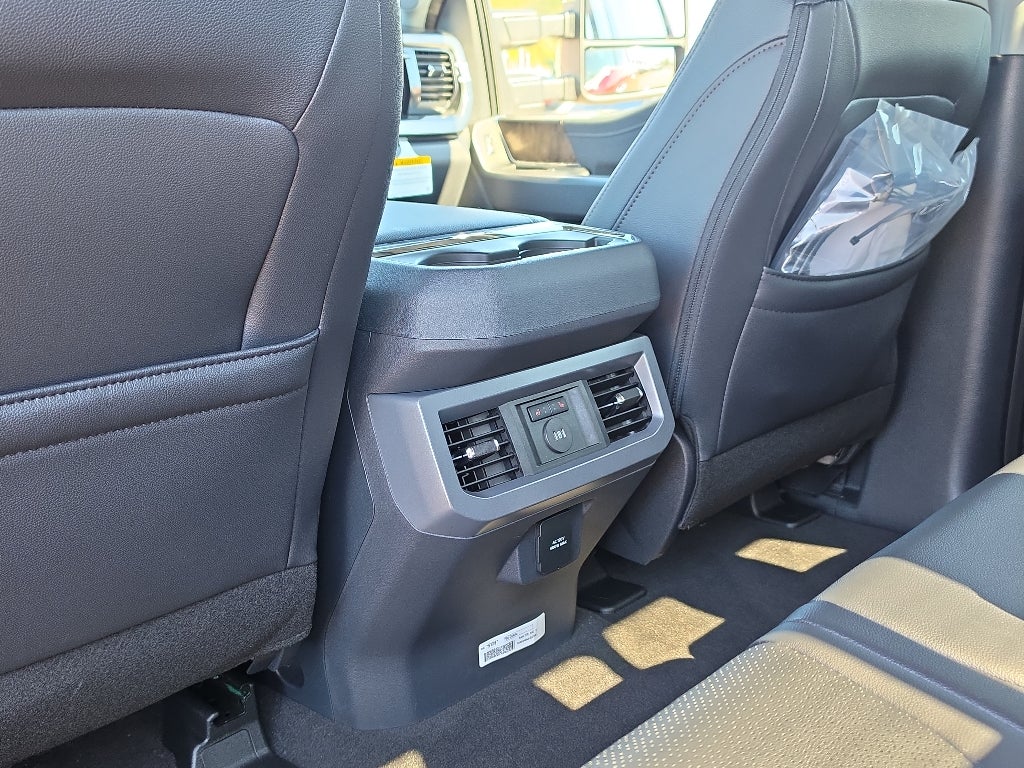2027 Ford Super Duty LARIAT