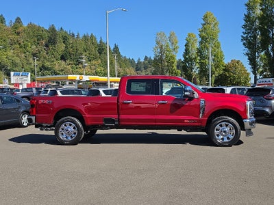 2027 Ford Super Duty LARIAT