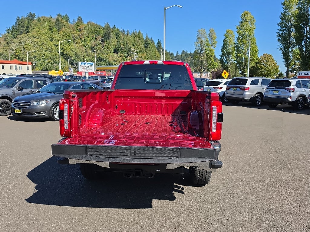 2027 Ford Super Duty LARIAT