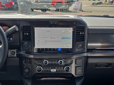 2026 Ford Super Duty LARIAT