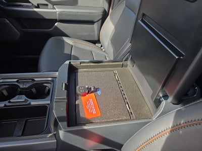 2026 Ford Super Duty LARIAT