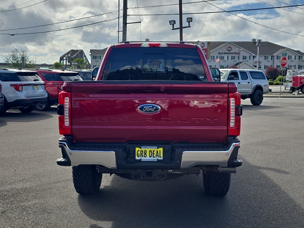 2026 Ford Super Duty LARIAT