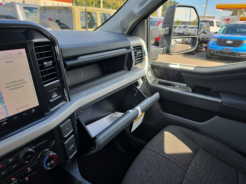 2027 Ford Super Duty XLT