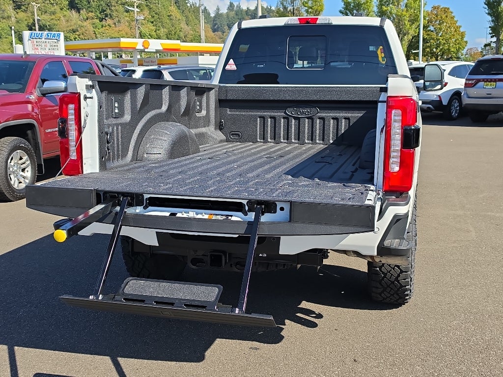 2027 Ford Super Duty LARIAT