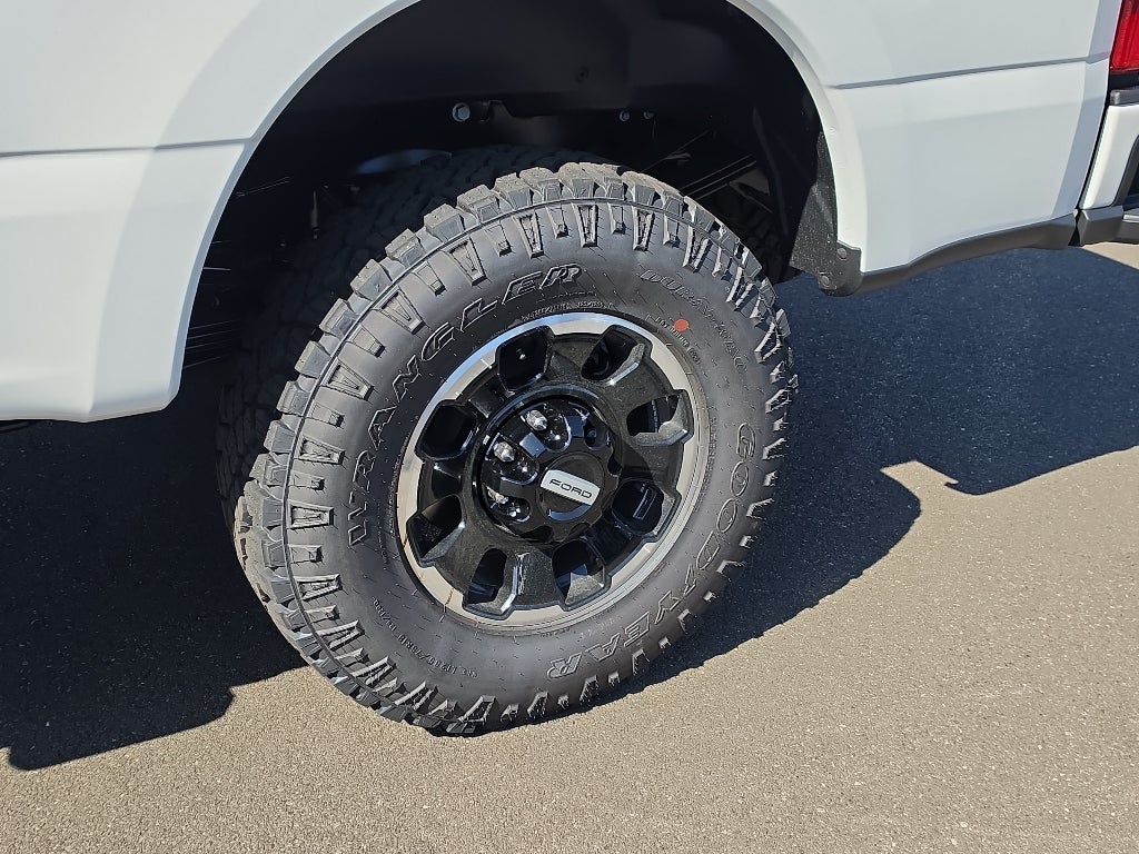 2027 Ford Super Duty LARIAT