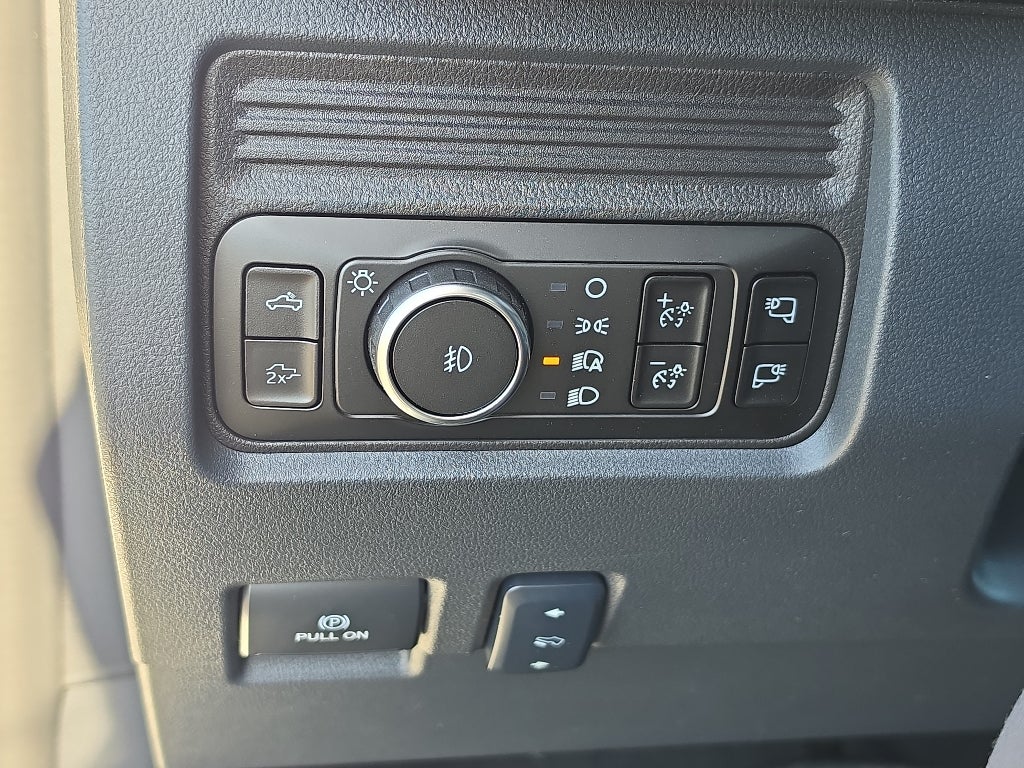 2027 Ford Super Duty LARIAT