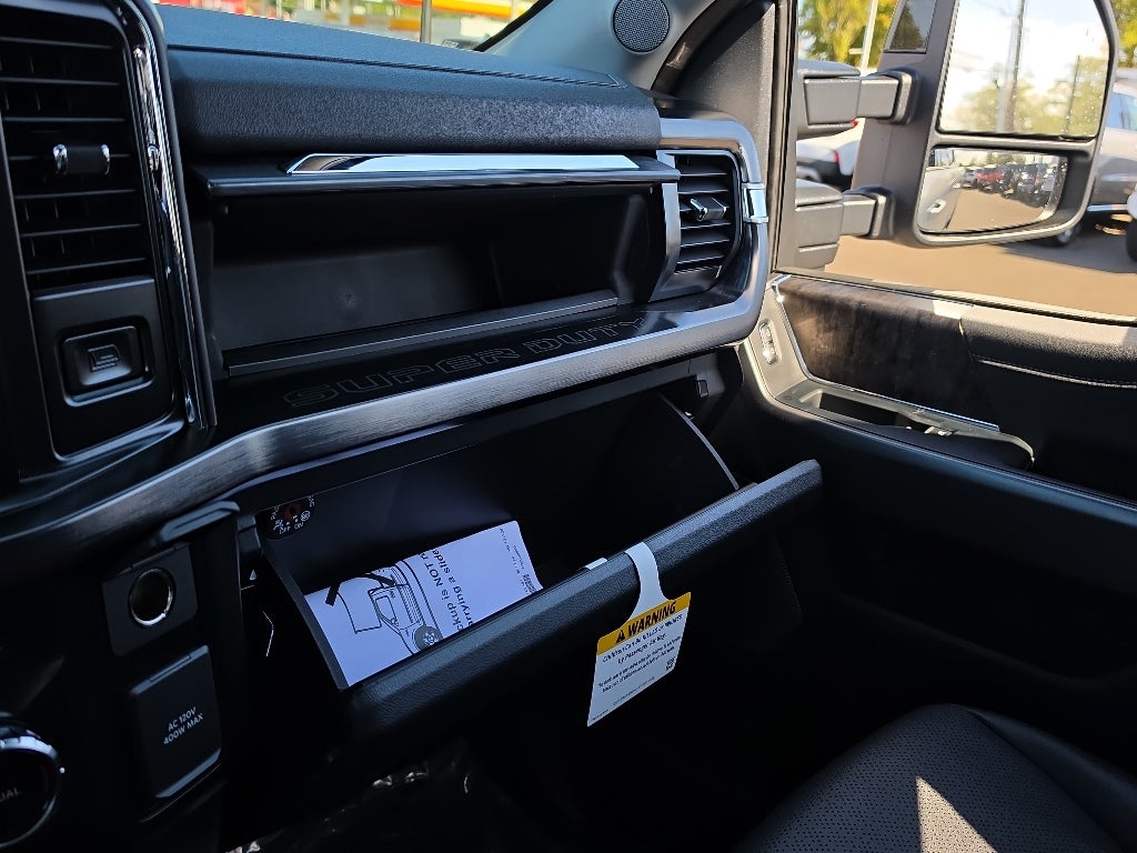 2027 Ford Super Duty LARIAT