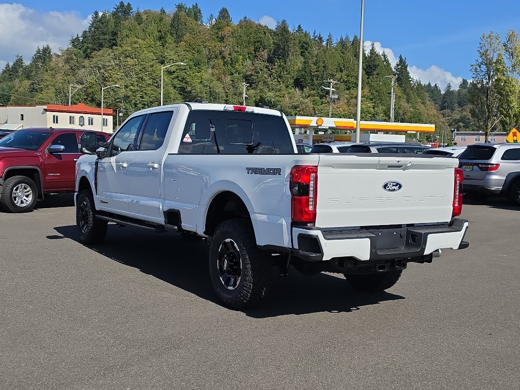 2027 Ford Super Duty LARIAT