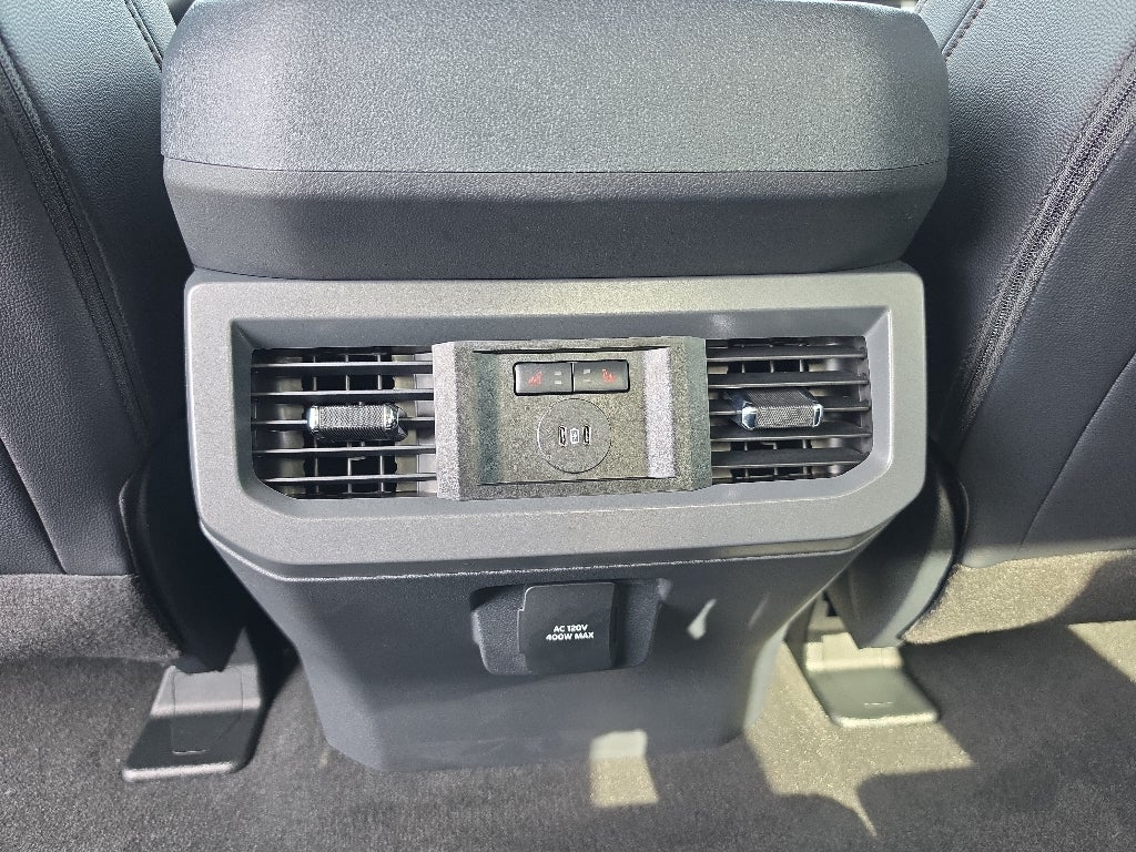 2027 Ford Super Duty LARIAT