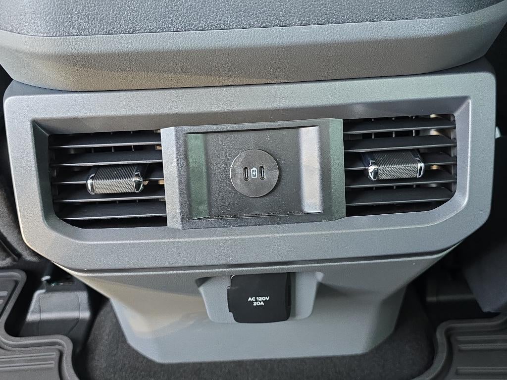 2025 Ford Super Duty XLT