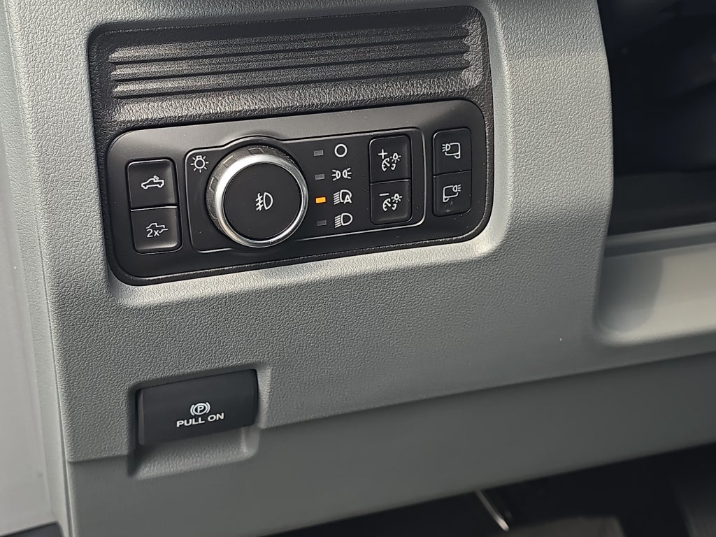 2025 Ford Super Duty XLT