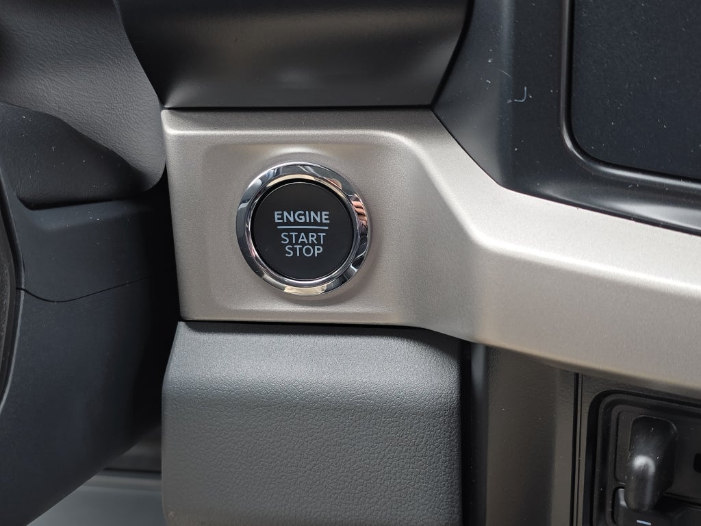 2025 Ford Super Duty XLT