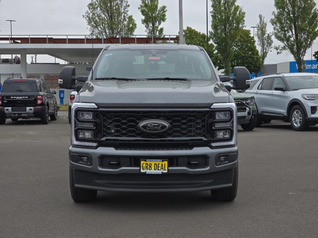 2025 Ford Super Duty XLT