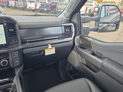 2026 Ford Super Duty LARIAT