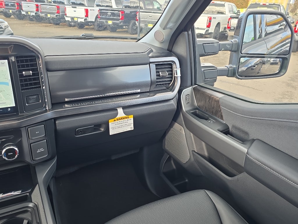 2026 Ford Super Duty LARIAT