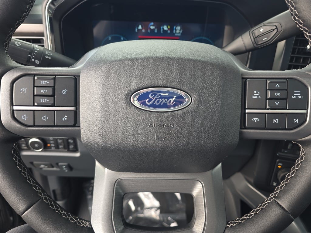 2026 Ford Super Duty LARIAT