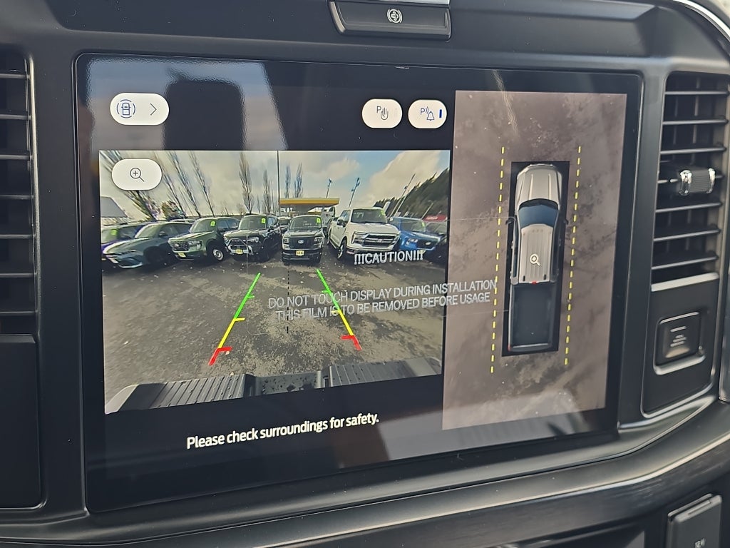 2026 Ford Super Duty LARIAT