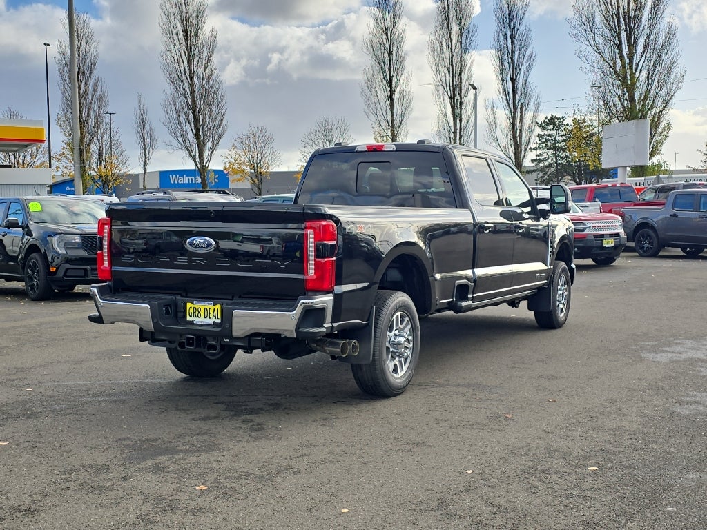 2026 Ford Super Duty LARIAT