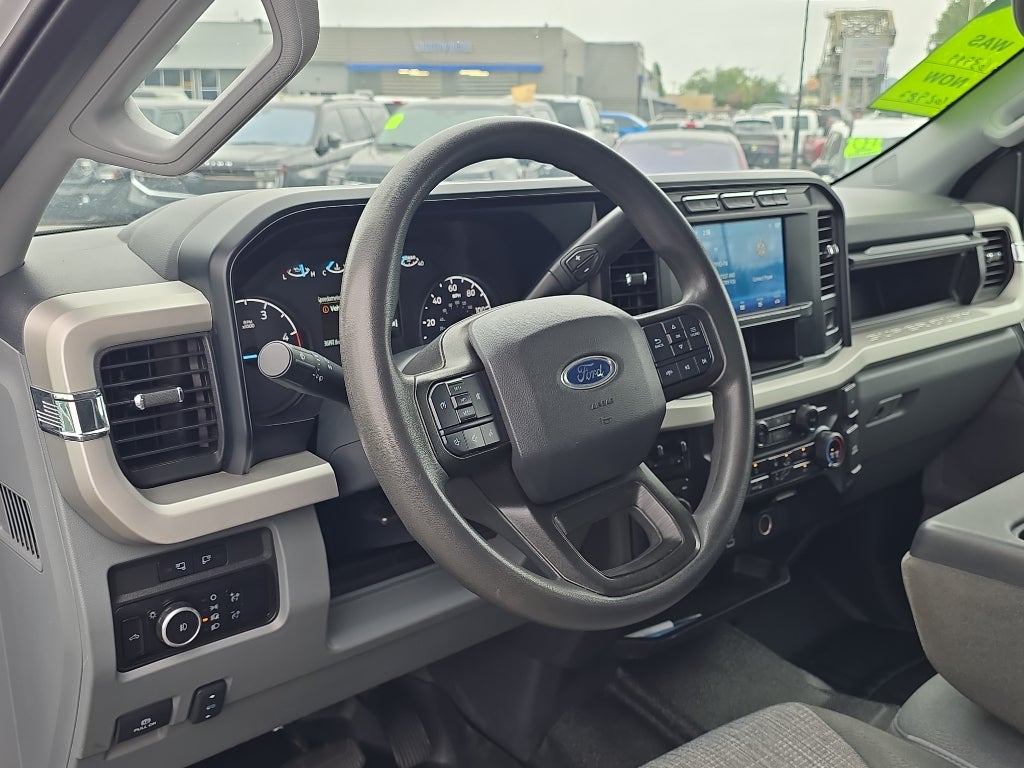2023 Ford F-350 Super Duty XLT