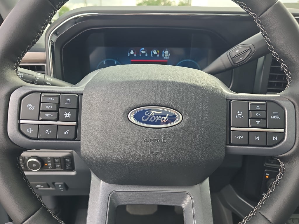 2026 Ford Super Duty LARIAT