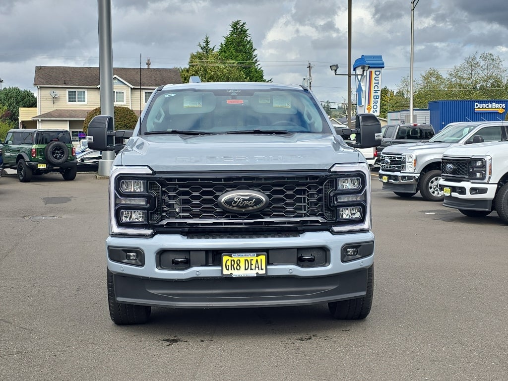 2026 Ford Super Duty LARIAT