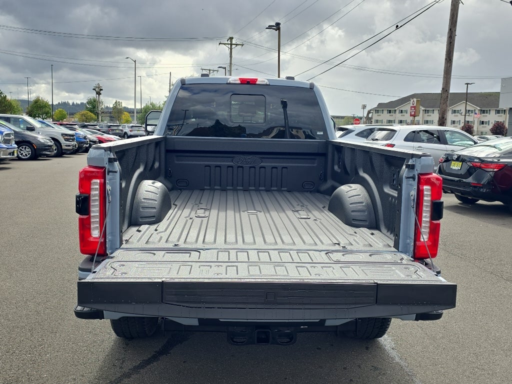 2026 Ford Super Duty LARIAT
