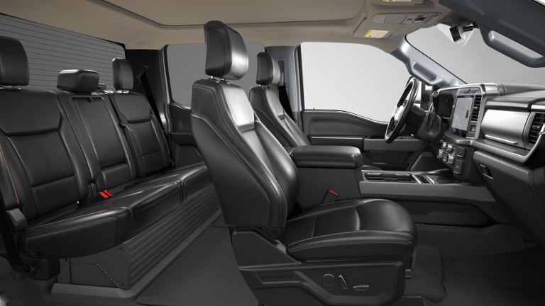2026 Ford Super Duty LARIAT