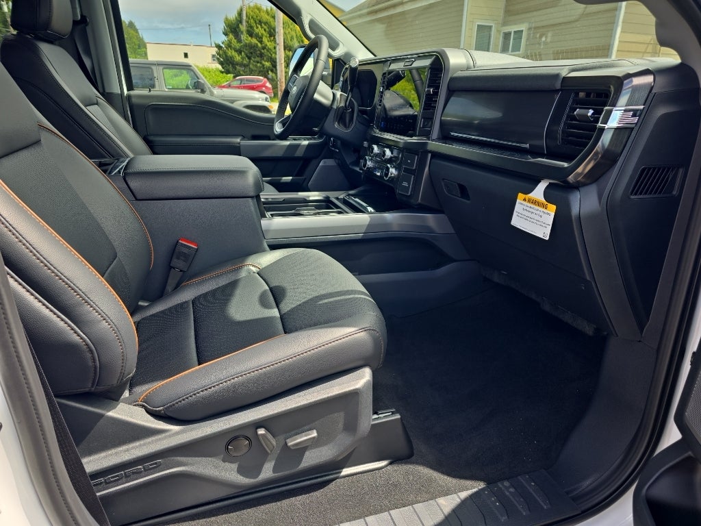 2026 Ford Super Duty LARIAT