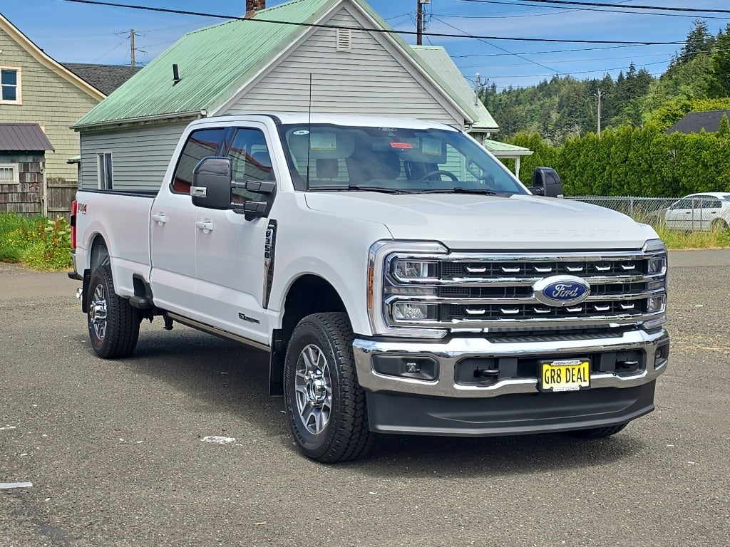 2026 Ford Super Duty LARIAT