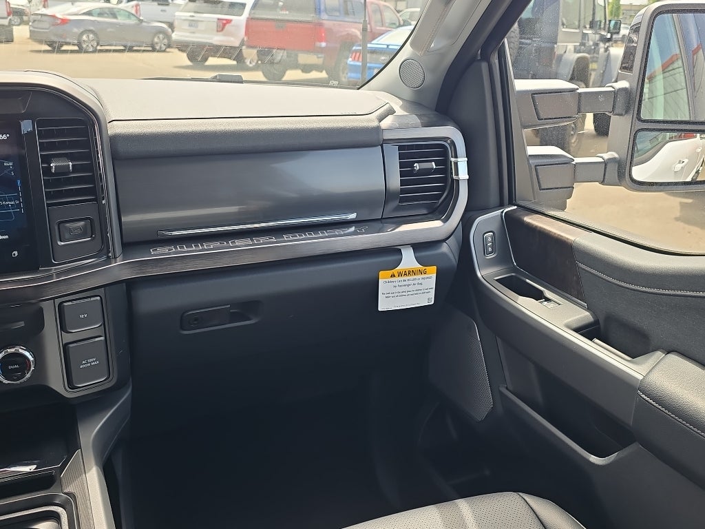 2026 Ford Super Duty LARIAT