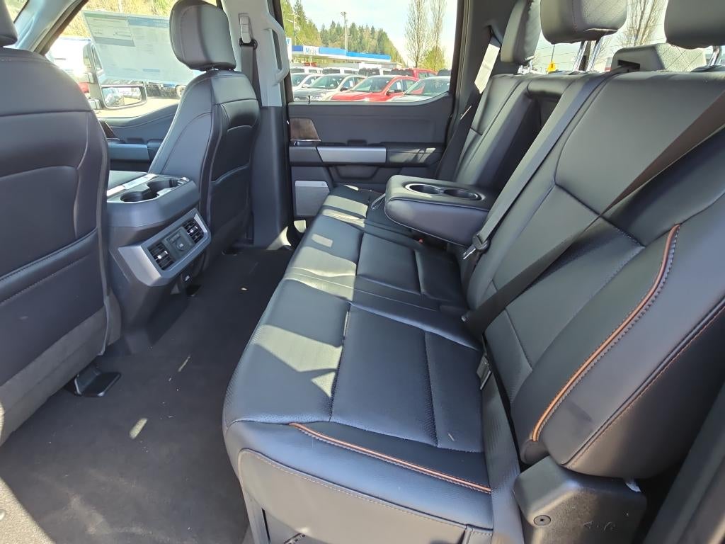 2025 Ford Super Duty LARIAT