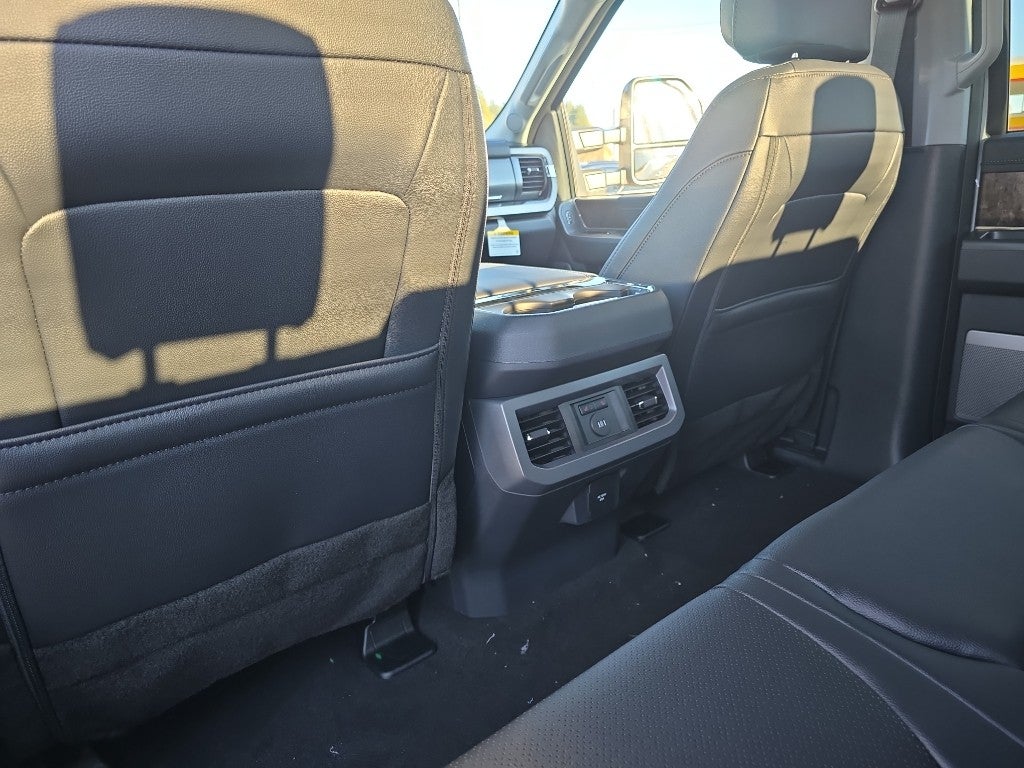 2026 Ford Super Duty LARIAT