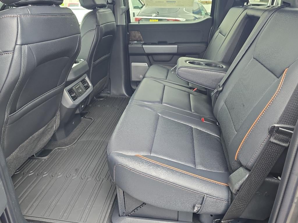 2025 Ford Super Duty LARIAT