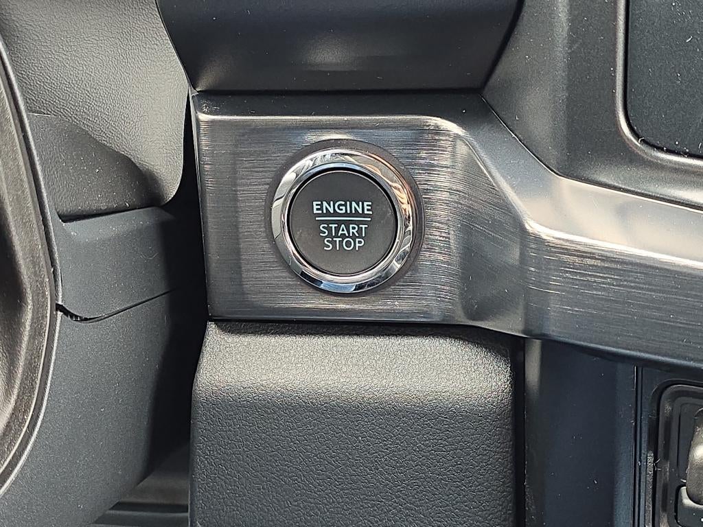 2025 Ford Super Duty LARIAT