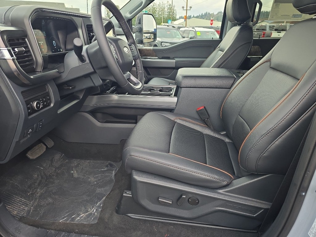 2026 Ford Super Duty LARIAT