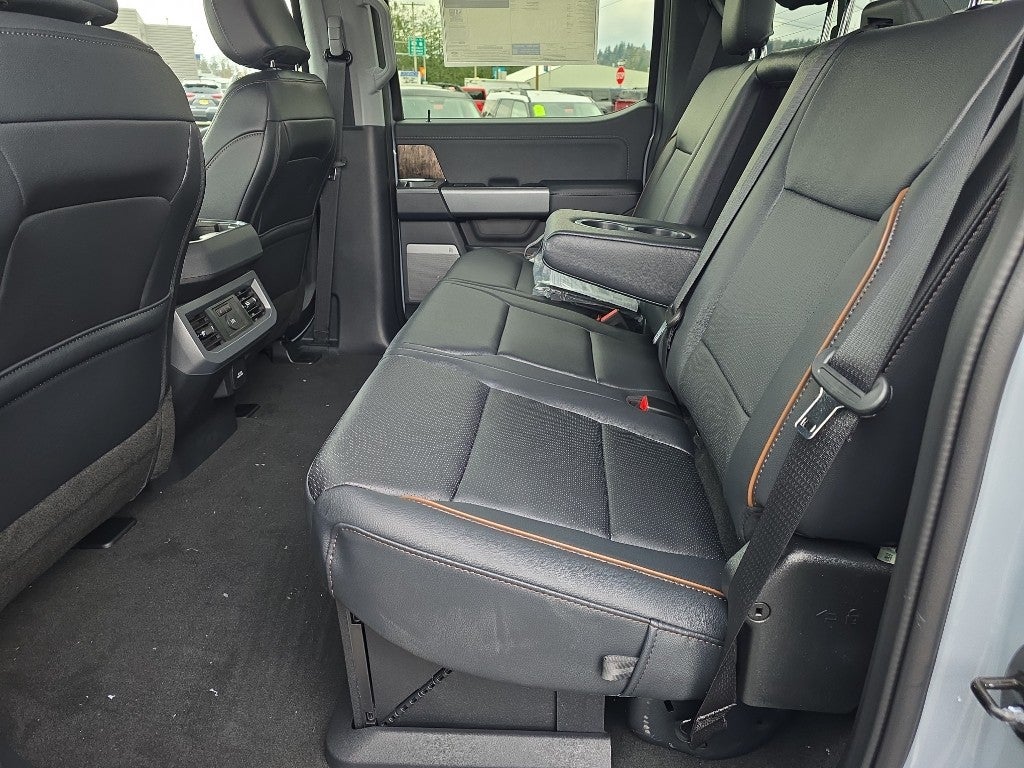 2026 Ford Super Duty LARIAT