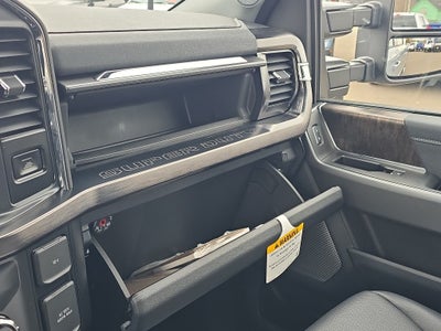 2026 Ford Super Duty LARIAT