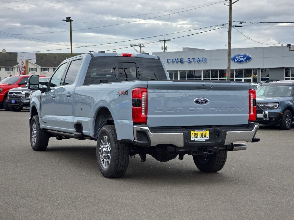 2026 Ford Super Duty LARIAT