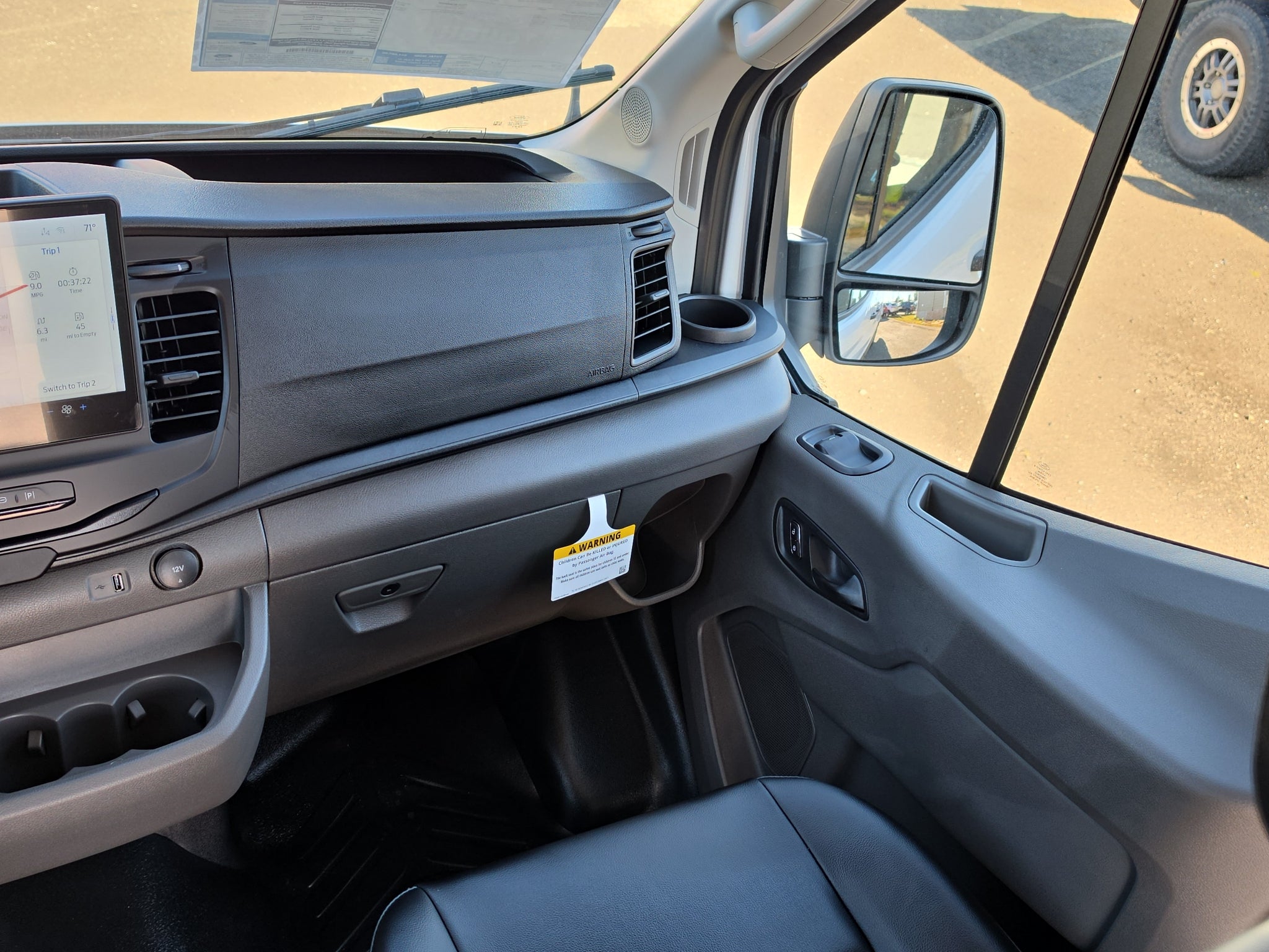 2026 Ford Transit Commercial Base