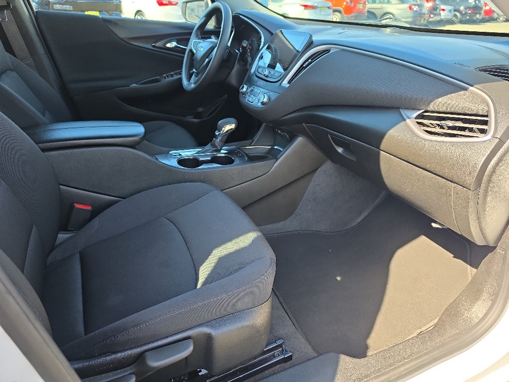 2024 Chevrolet Malibu LT (1LT)