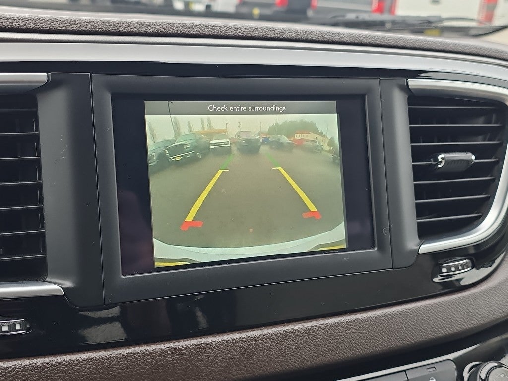 2021 Chrysler Voyager LXI