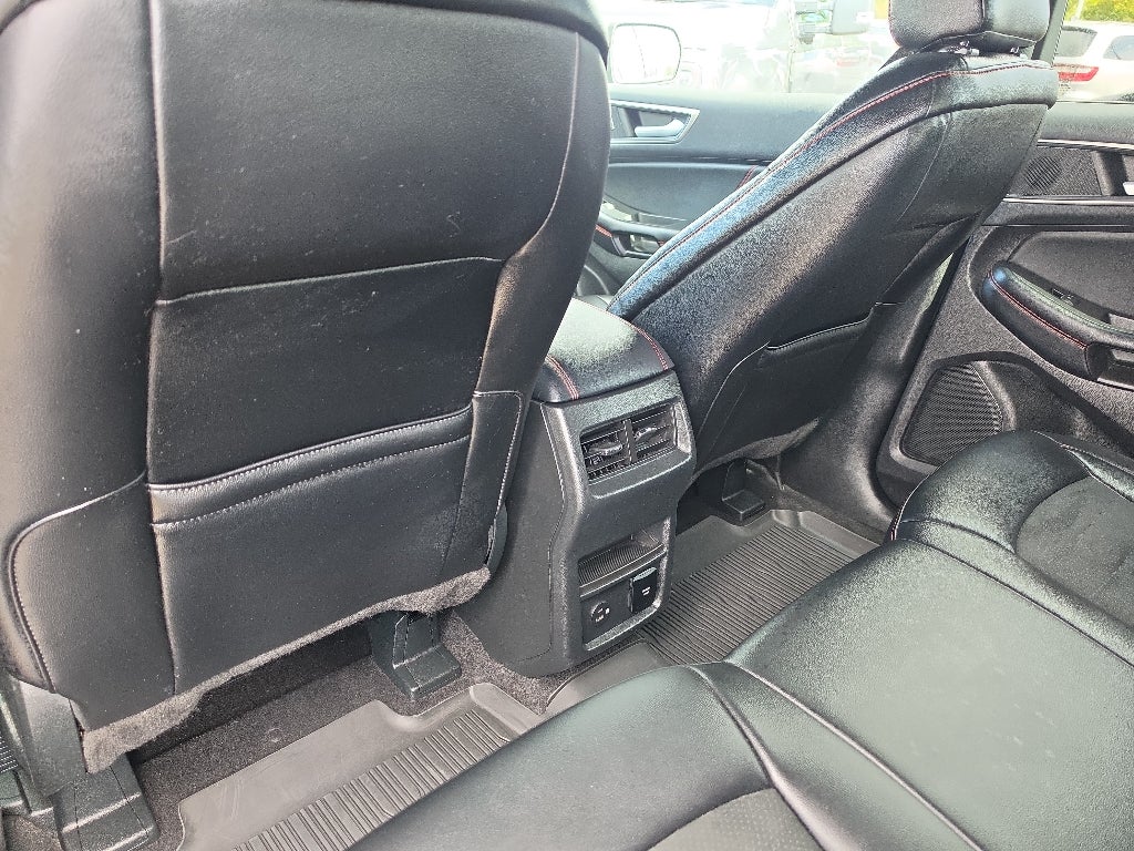 2022 Ford Edge ST-Line