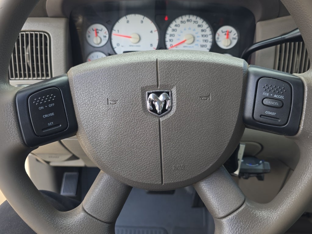 2004 Dodge Ram Pickup 3500 SLT