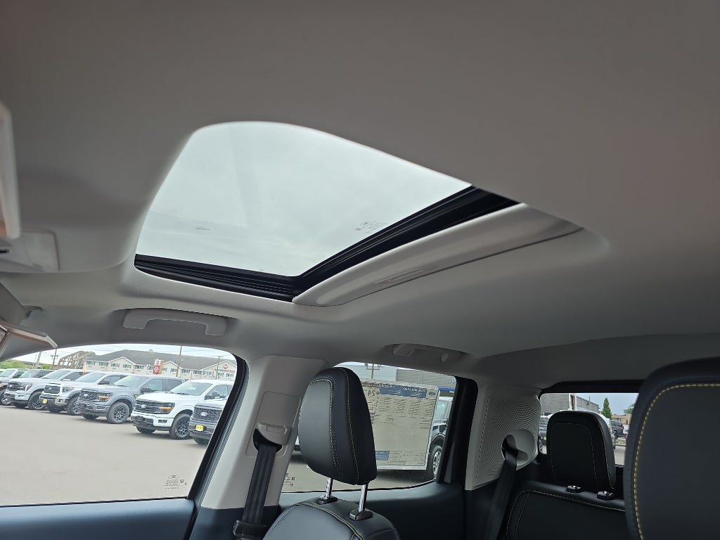 2025 Ford Maverick Lobo High