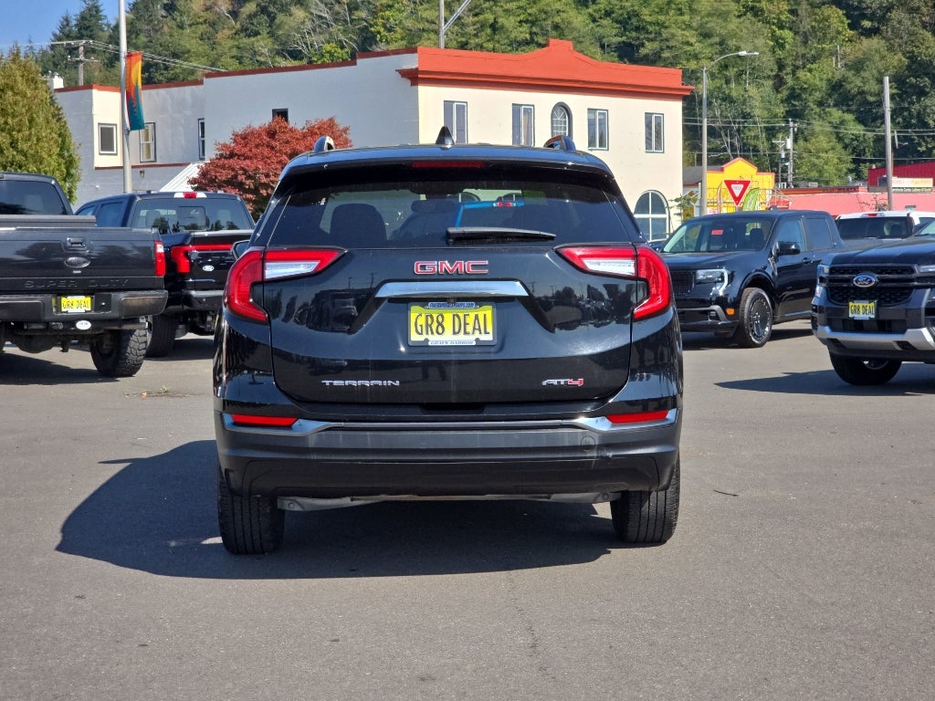 2023 GMC Terrain AT4
