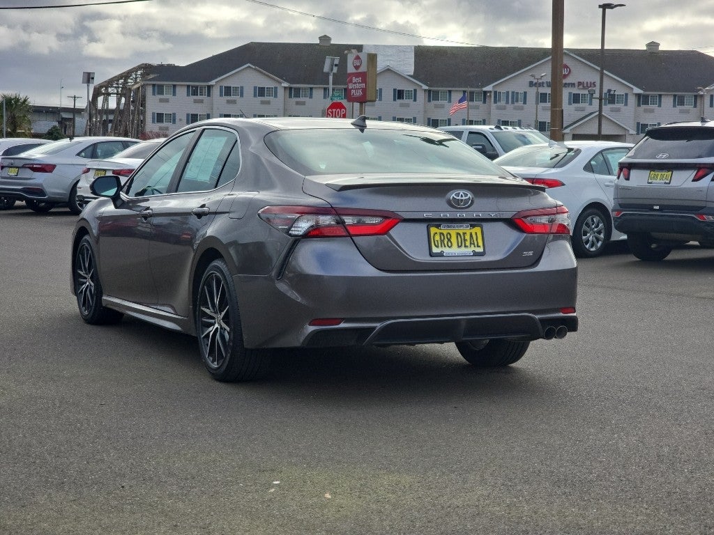 2021 Toyota Camry SE