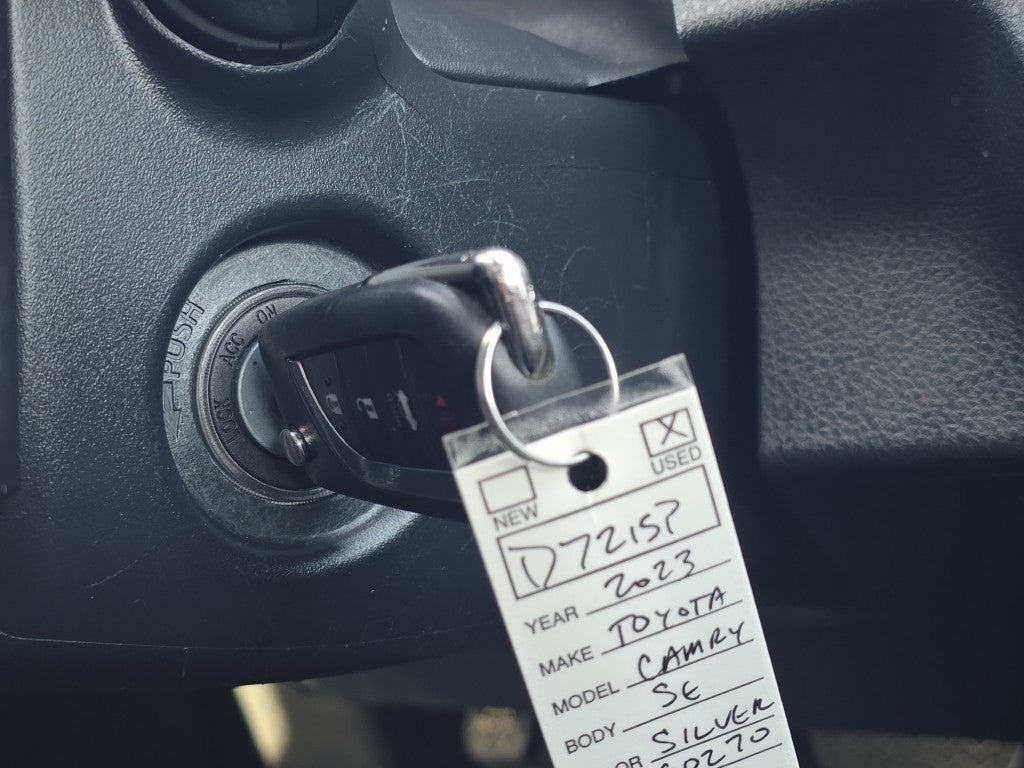 2023 Toyota Camry SE