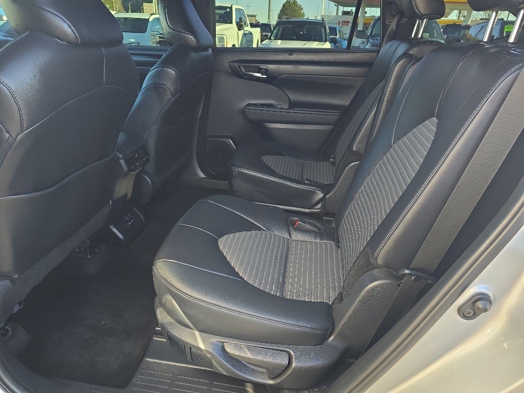 2024 Toyota Highlander XSE