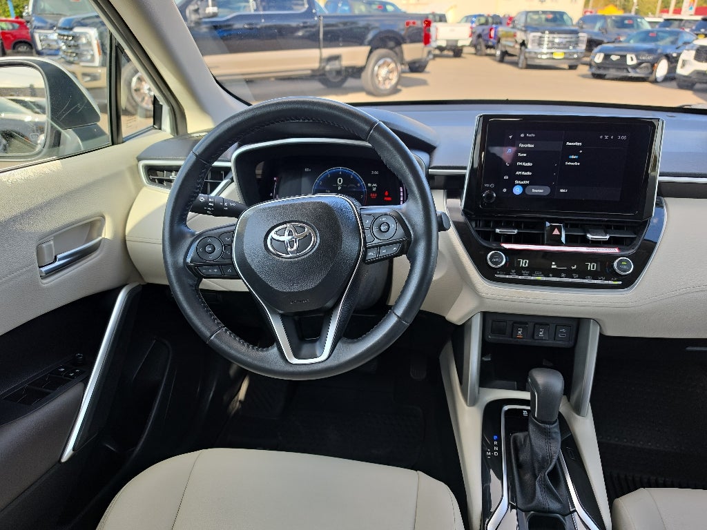 2024 Toyota Corolla Cross XLE